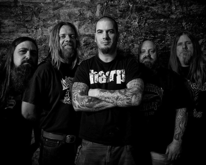 Down — метал-группа из США, основанная в 1991 году в Новом Орлеане. Первоначально являлась сайд-проектом музыкантов Pantera, Crowbar, Corrosion of Conformity, но со временем превратилась в полноценную группу