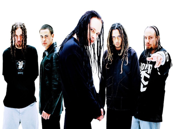 Korn — американская ню-метал-группа из Бейкерсфилда, штат Калифорния