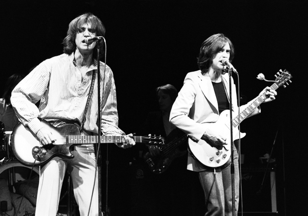 Братья Дэвисы из The Kinks выступили на одной сцене спустя 20 лет