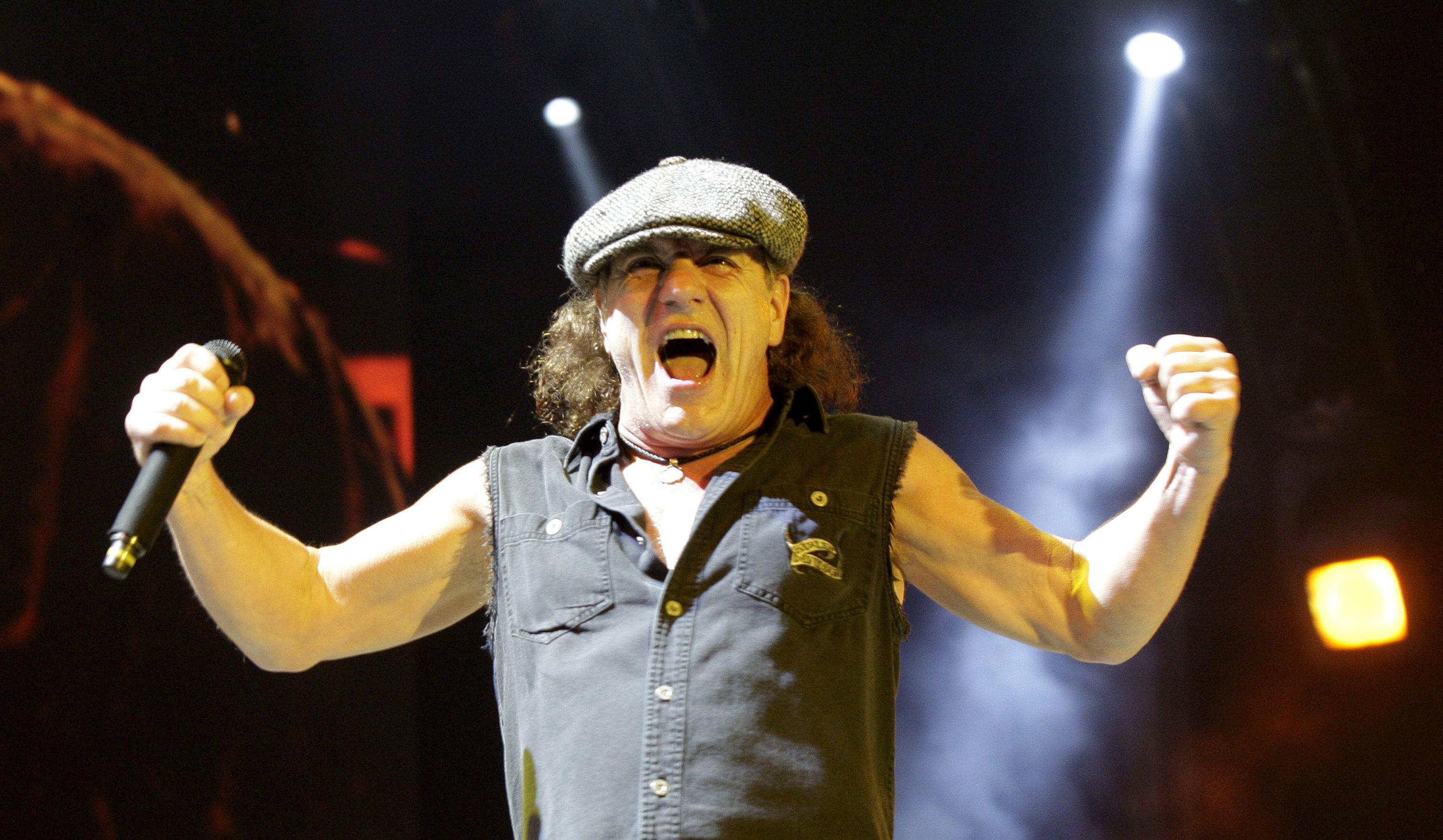 Brian johnson ac dc фото