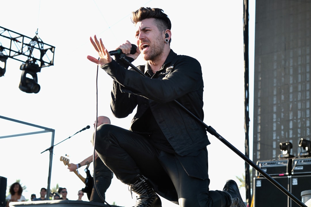 AFI выпустили песню Get Hurt
