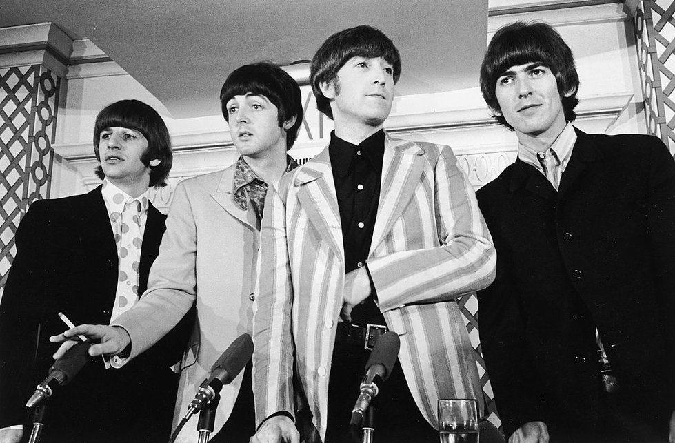 Сингл Love Me Do группы The Beatles был продан за рекордную сумму