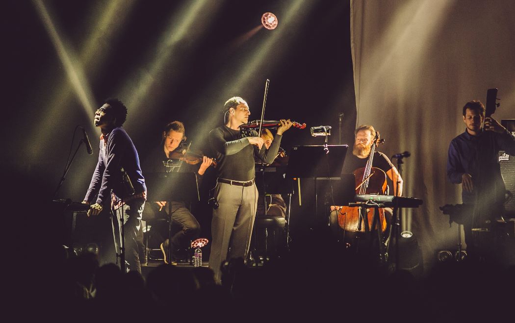 Синематика оркестр. The cinematic orchestra. Синематика оркестр. Группа the cinematic orchestra. The story orchestra: four.