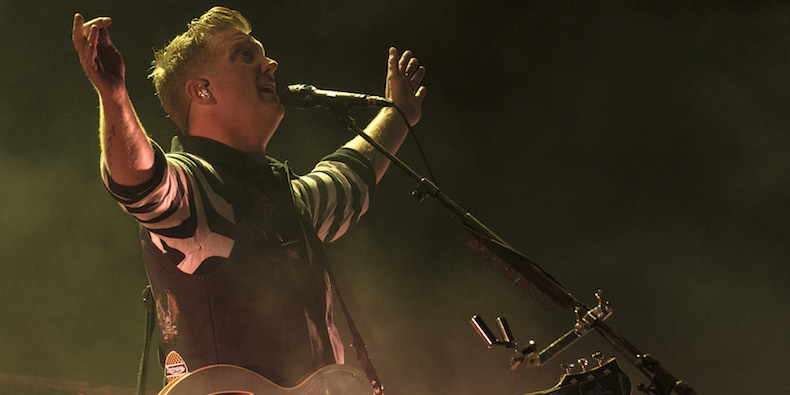RIO DE JANEIRO, BRAZIL - SEPTEMBER 24: Josh Homme from Queens of The Stone Age performs at 2015 Rock in Rio on September 24, 2015 in Rio de Janeiro, Brazil. (Photo by Raphael Dias/Getty Images)