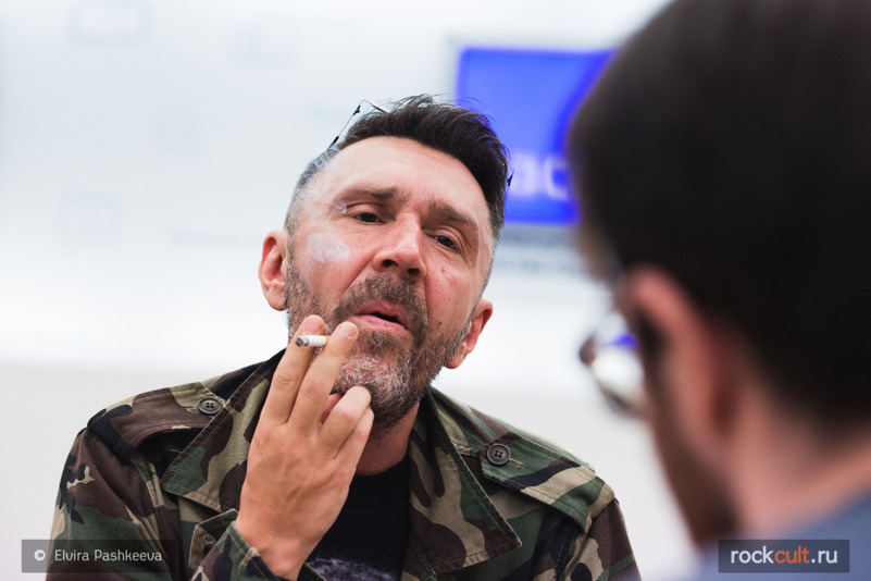 Сергей Шнуров: «Алкоголь – не такая уж необходимость, как воздух»