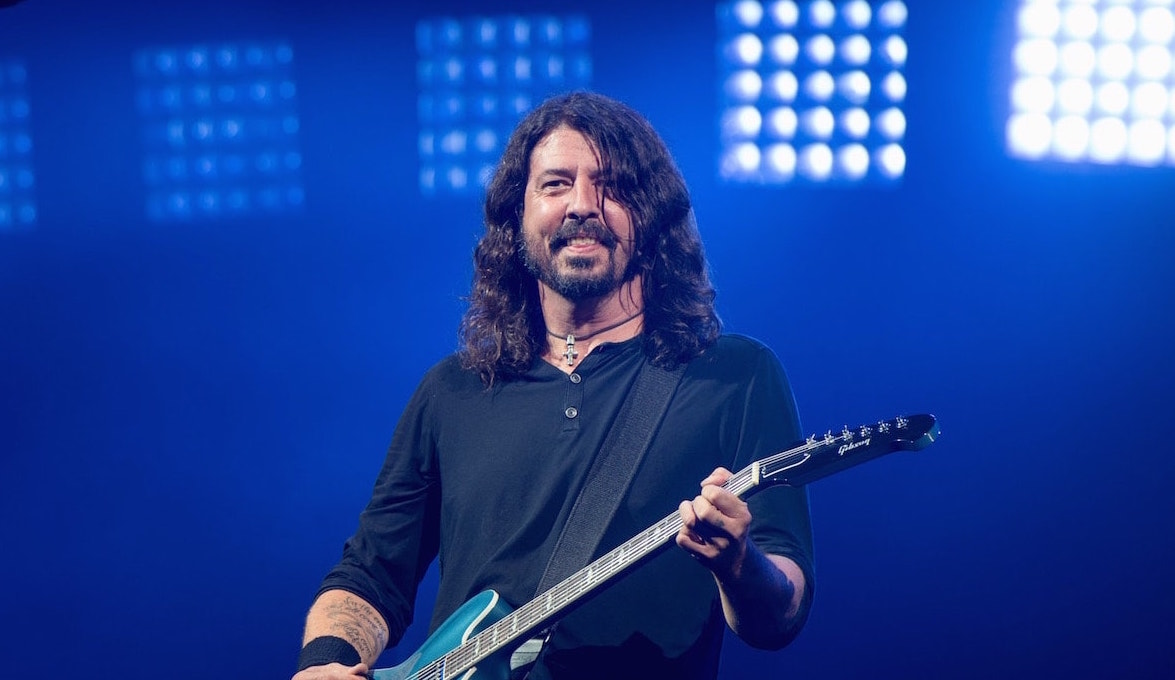 Альбом Foo Fighters Concrete And Gold возглавил чарт Billboard 200