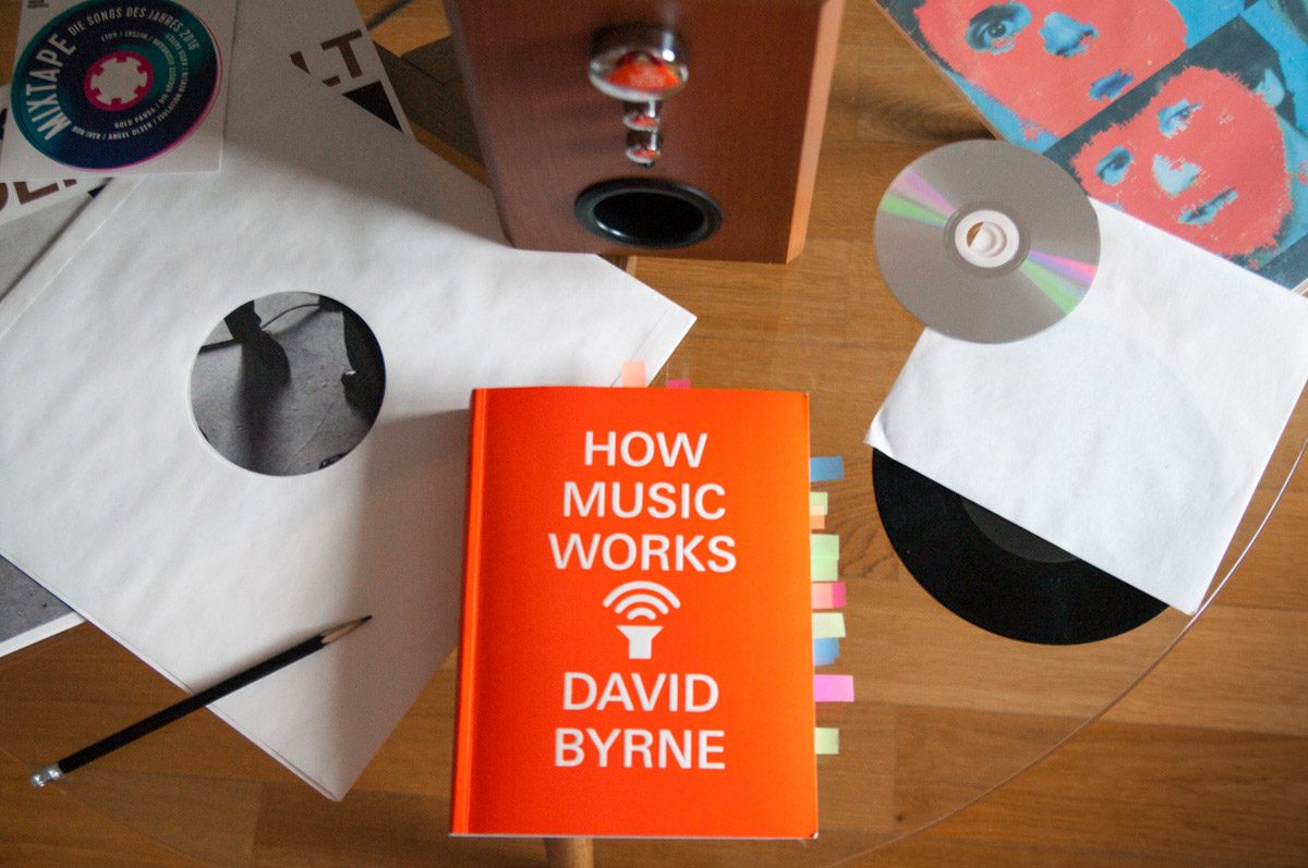 Чему научил меня дедушка Бирн: 15 ценных мыслей из книги How Music Works