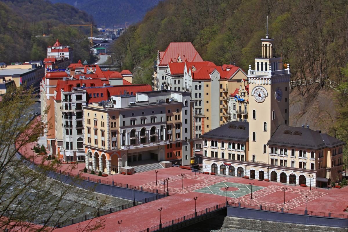 rosa-khutor-square-2039