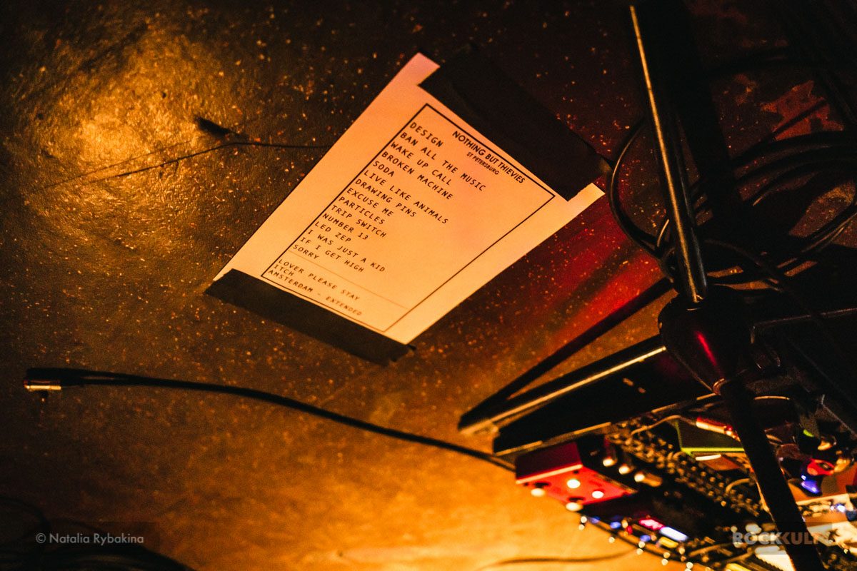 Фотоотчет | Nothing But Thieves в Питере | Космонавт | 06.04.2018 — фото 1