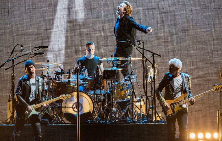 U2 выпустили приложение виртуальной реальности для концертов