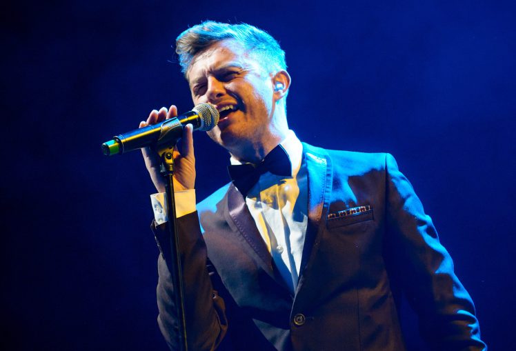 Умер лидер группы The Overtones Тимми Матли