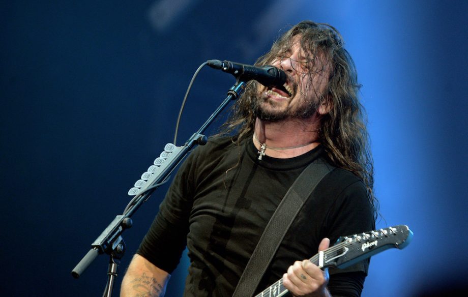 Фанаты Foo Fighters не могли попасть на концерт из-за несчитываемых штрих-кодов