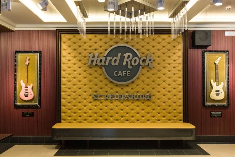 Hard Rock Cafe открылось в Санкт-Петербурге