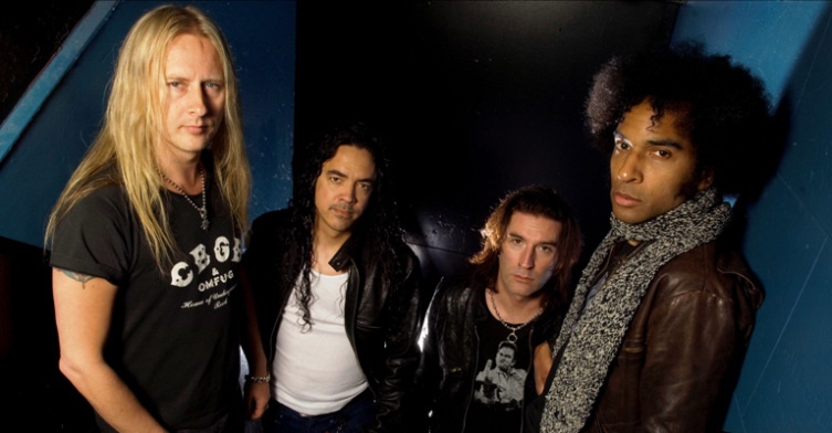 Alice In Chains выпустили трек Never Fade