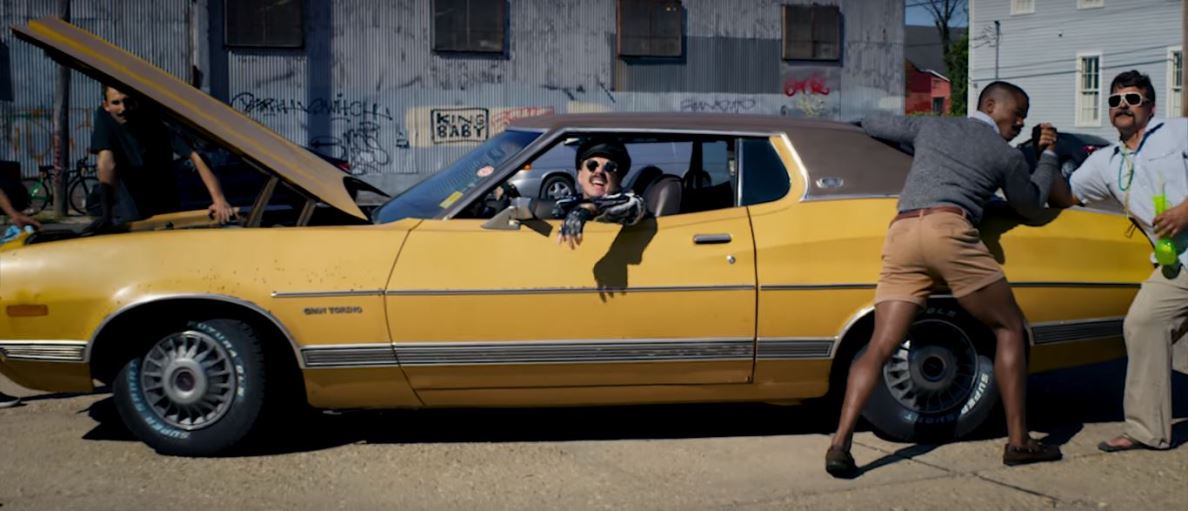 Джейк Ширз из Scissor Sisters и Джош Хомм представили видео на