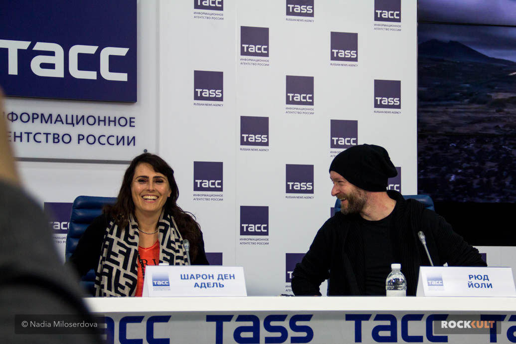 Фотоотчет | Пресс-конференция Within Temptation в Москве | ТАСС | 18.10.2018