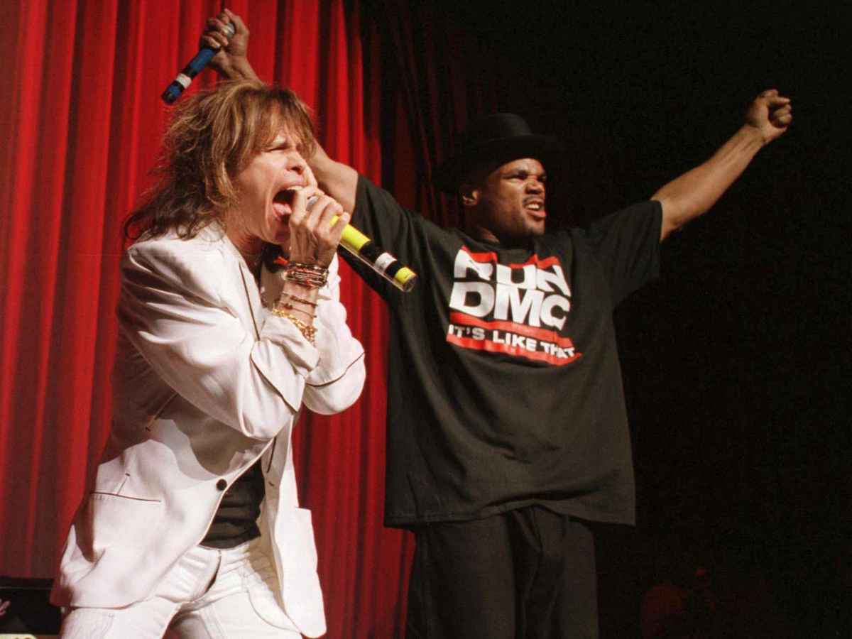 Выходит книга о песне Walk This Way Aerosmith и Run-DMC