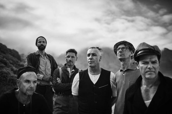 Rammstein открыли стадионный тур