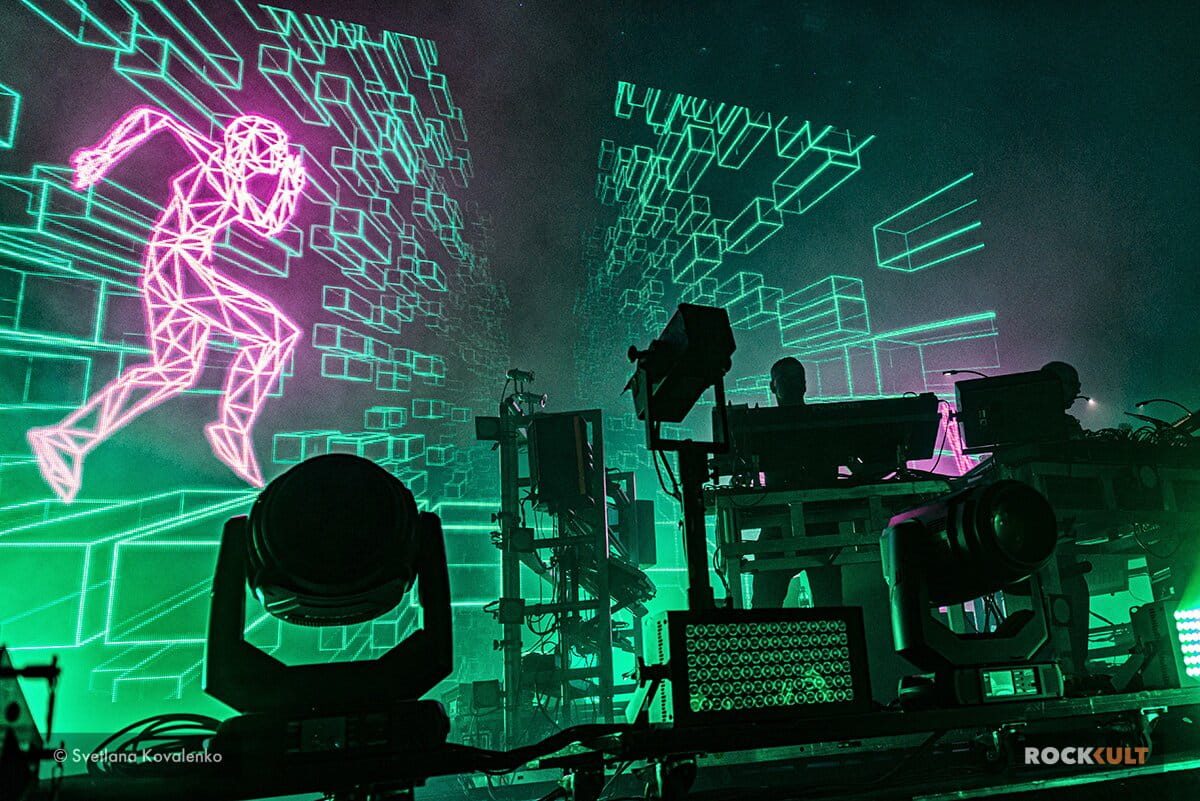 Фотоотчет | The Chemical Brothers в Москве | ВТБ-Арена | 07.06.2019 — фото 11