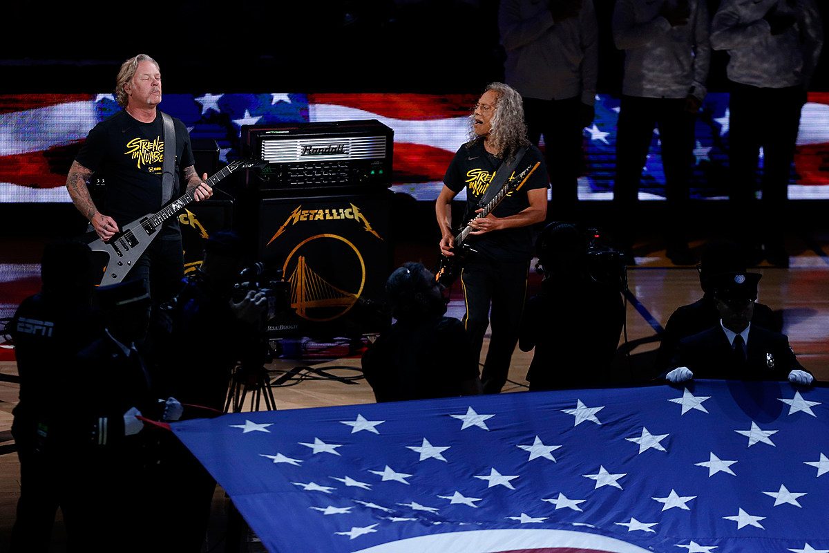 Metallica исполнила национальный гимн на финале NBA