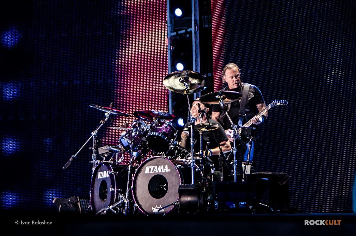 Metallica подарили барабанную установку хоккеисту Туукке Раску