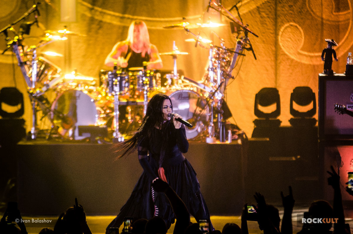 Evanescence выпустили сингл The Game Is Over