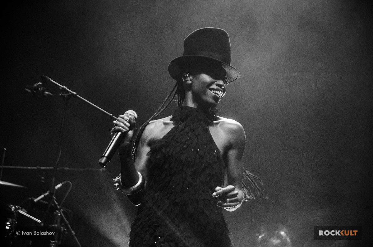 Фотоотчет | Morcheeba в Москве | ГлавClub Green Concert | 10.11.2019 — фото 13