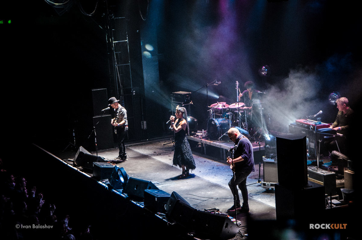 Фотоотчет | Morcheeba в Москве | ГлавClub Green Concert | 10.11.2019 — фото 26