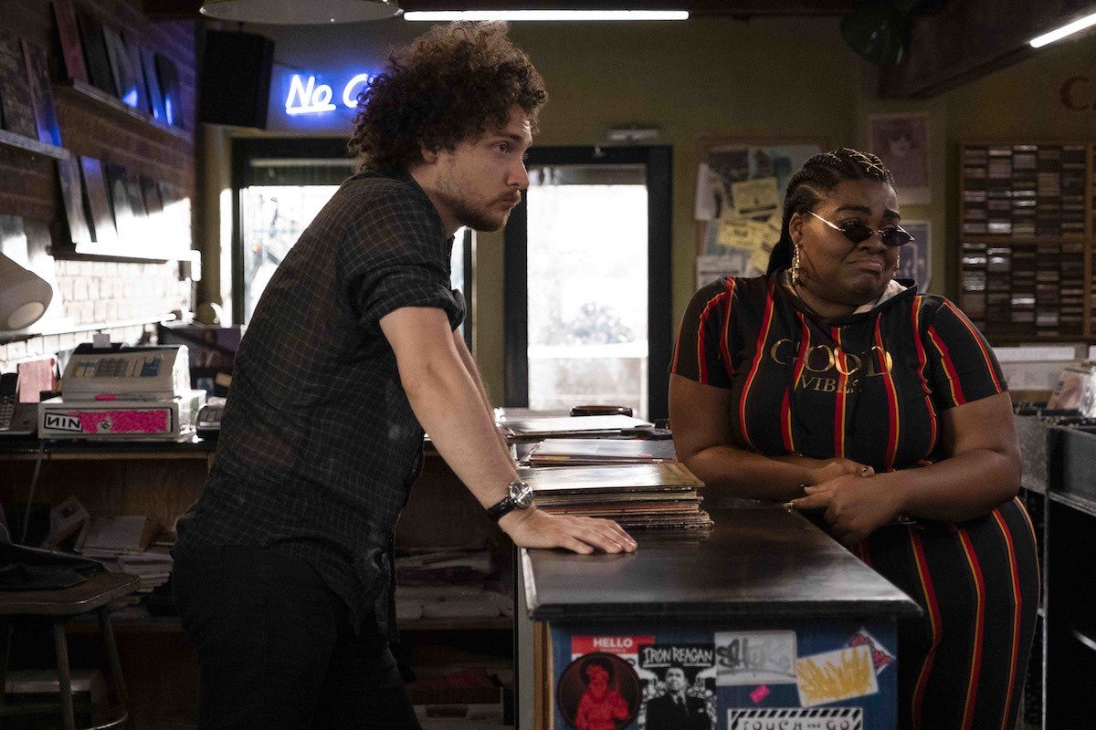 Supporting actors David H. Holmes and Da'Vine Joy Randolph steal the show in 'High Fidelity.' (Phillip Caruso/Hulu/TNS)