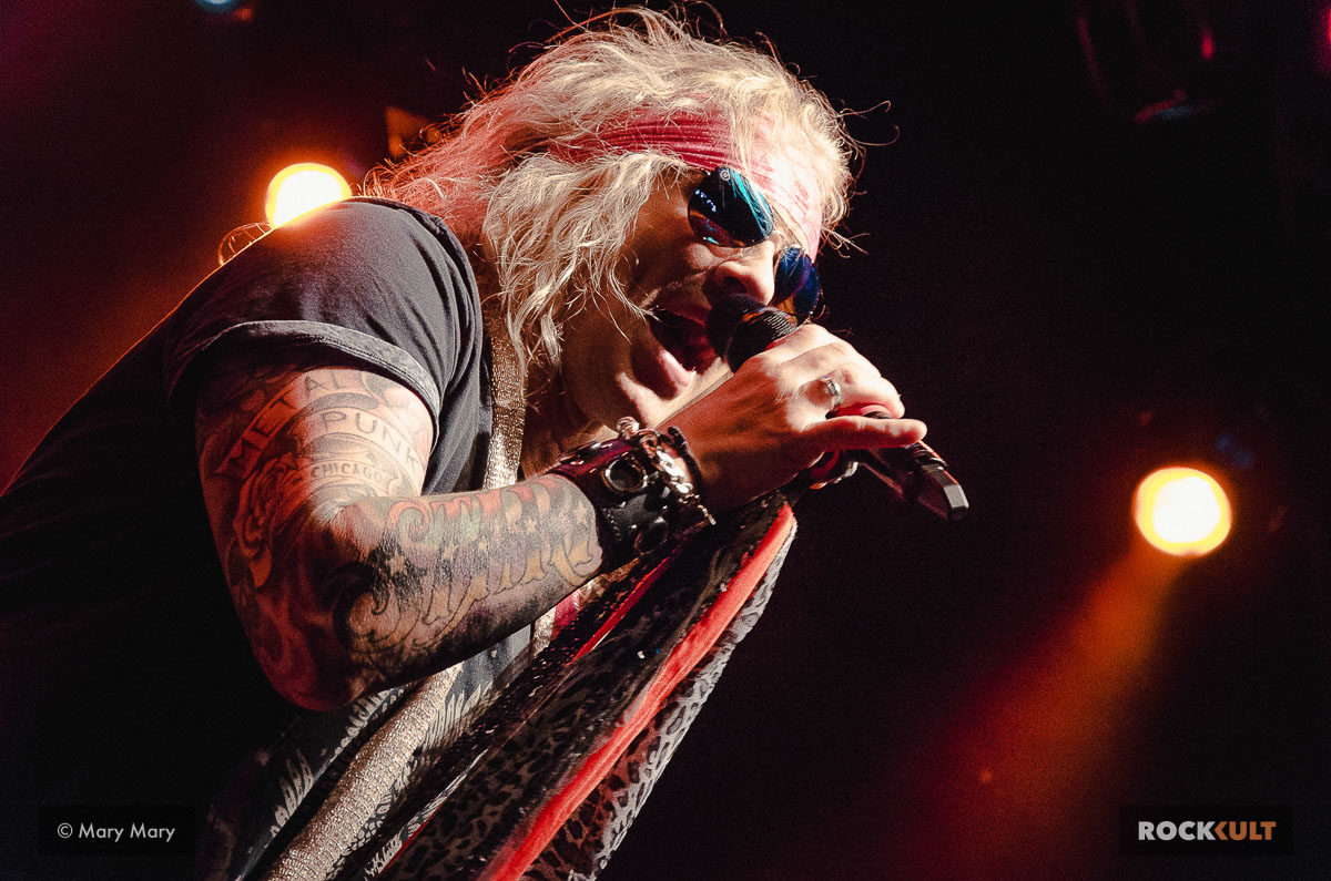 Steel Panther дадут два концерта в формате drive-in