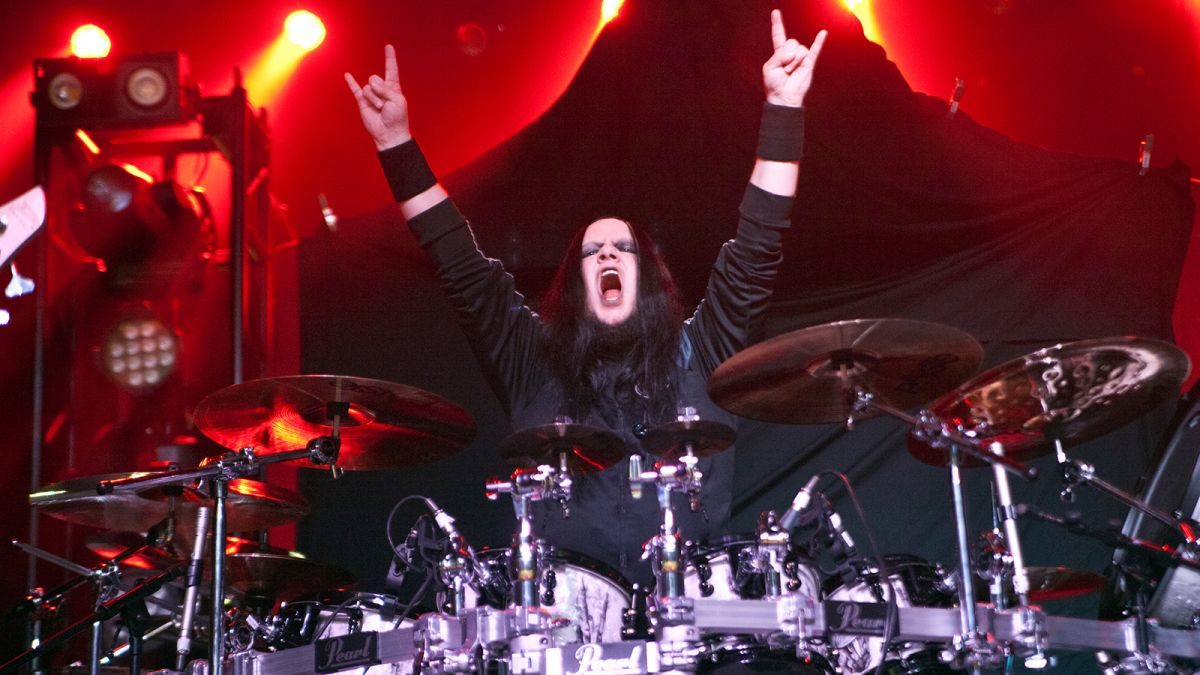 Умер экс-барабанщик Slipknot Джои Джордисон