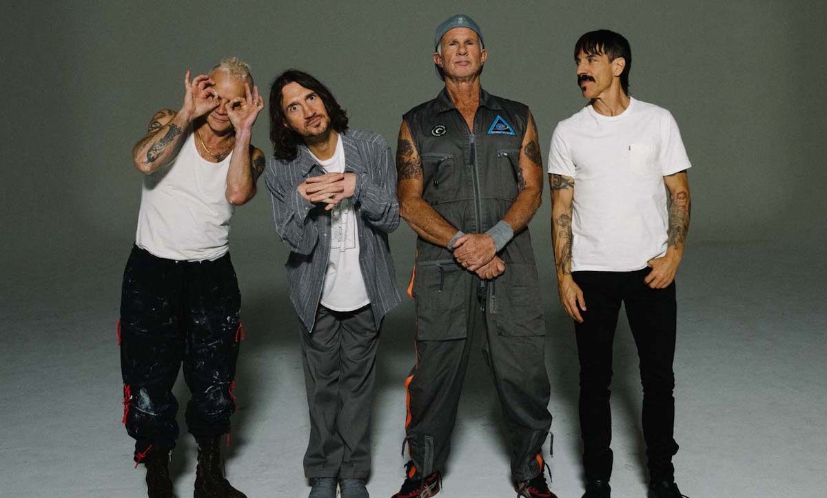 Второй альбом RHCP за год, возвращение a-ha и не только: лучшие релизы октября 2022